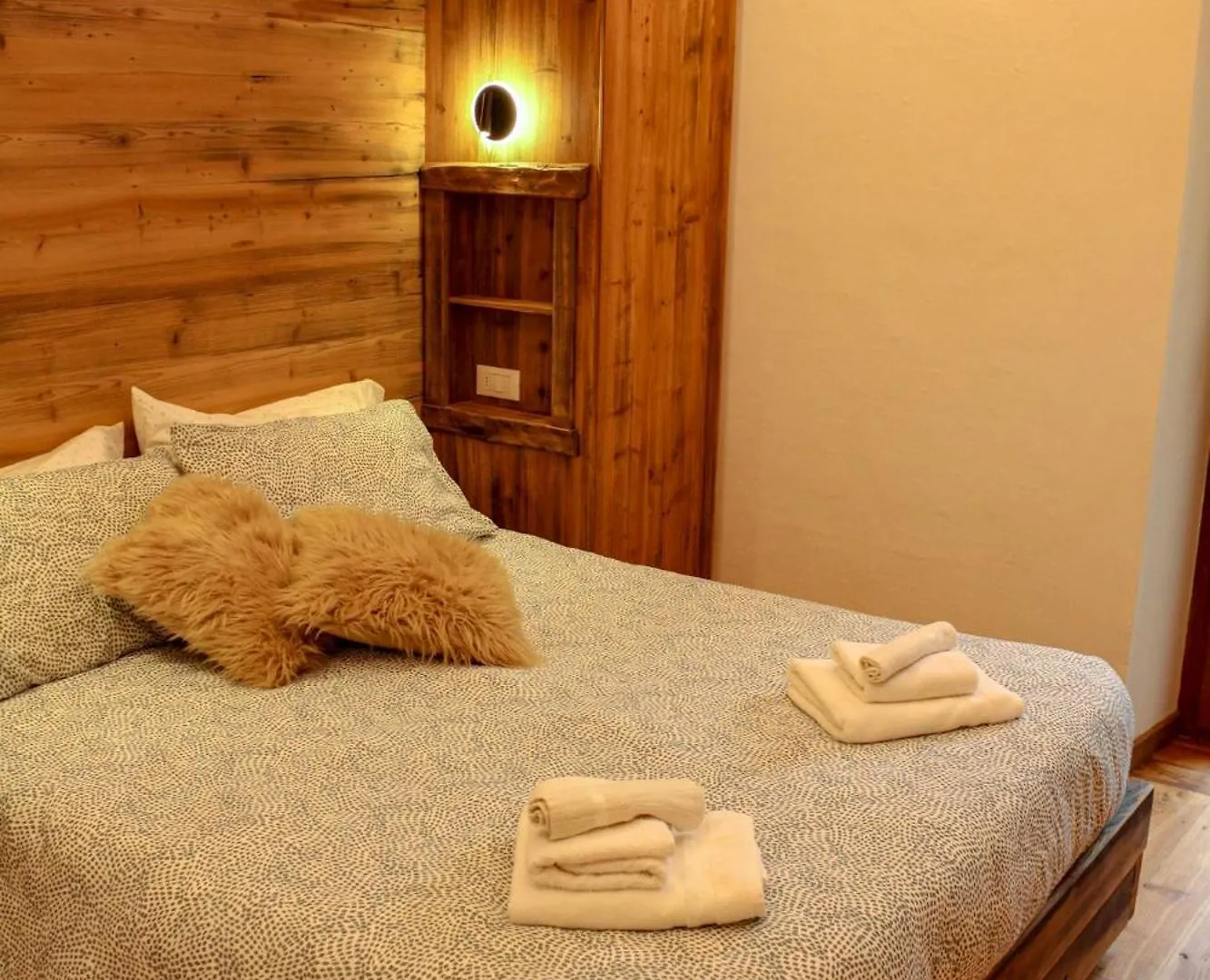 Modern Mountain Retreat With Tre Cime And Lake Views Auronzo di Cadore
