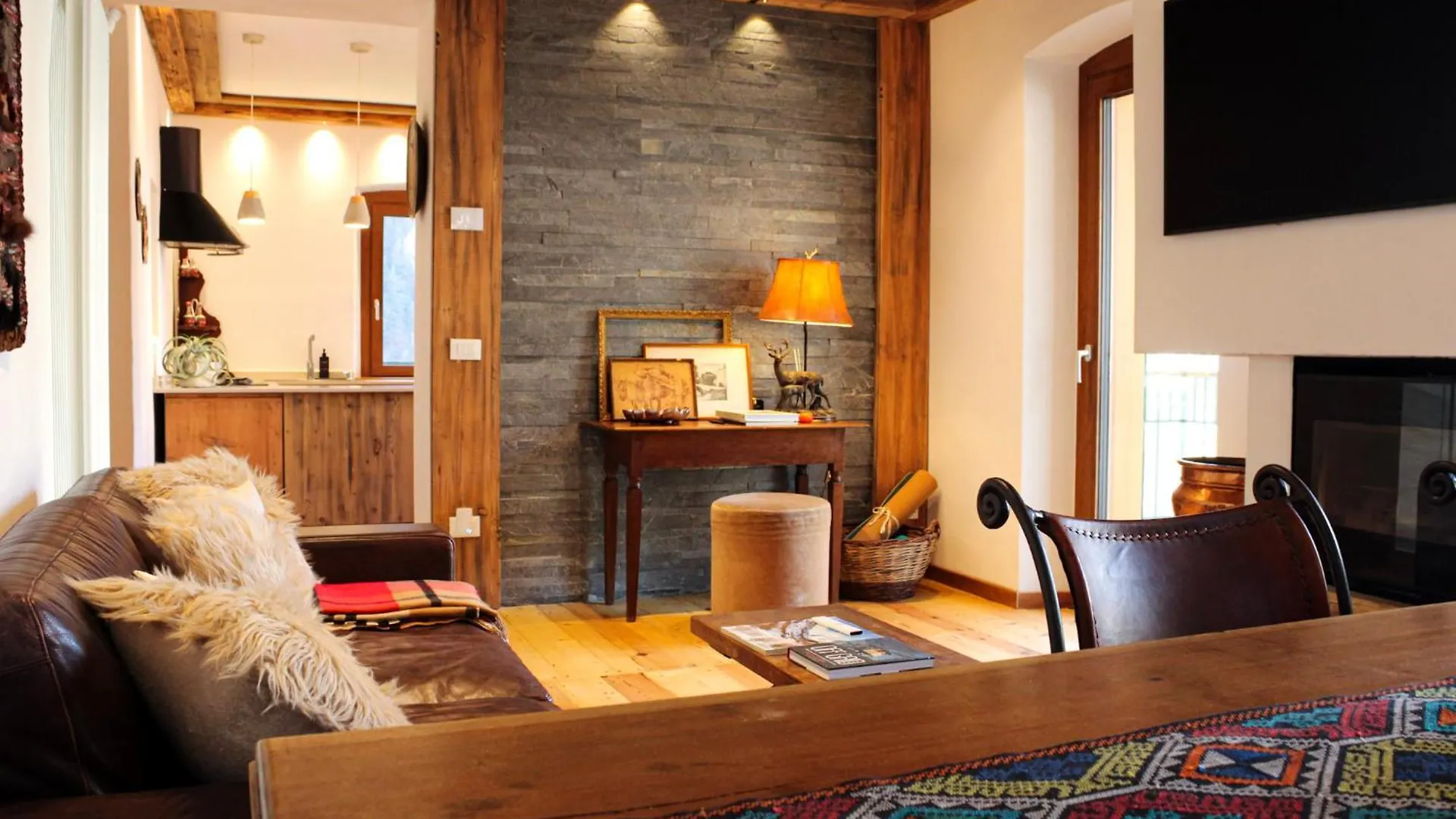 Modern Mountain Retreat With Tre Cime And Lake Views Auronzo di Cadore 0*,  Italy